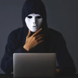 実はしている側も気づいていない？『ネトスト』に当たる行為はどこから？