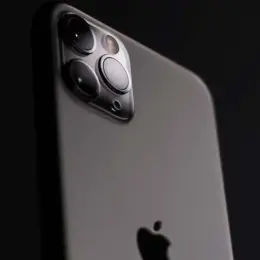 AndroidからiPhoneへ変えて後悔する人続出？その理由や違いをご紹介